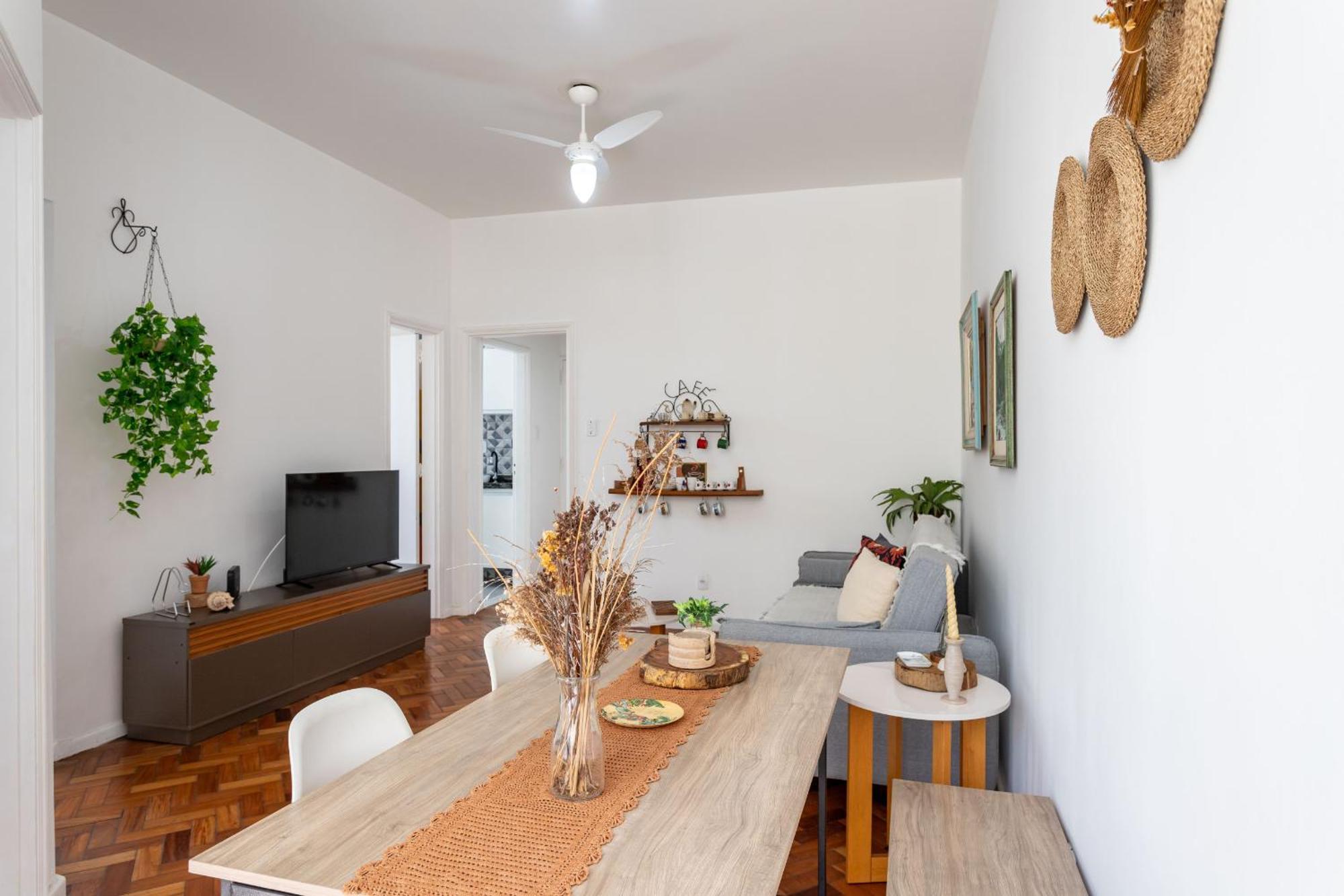 Apartamento 3 Minutos Da Do Leme - Gs501 Rio de Janeiro